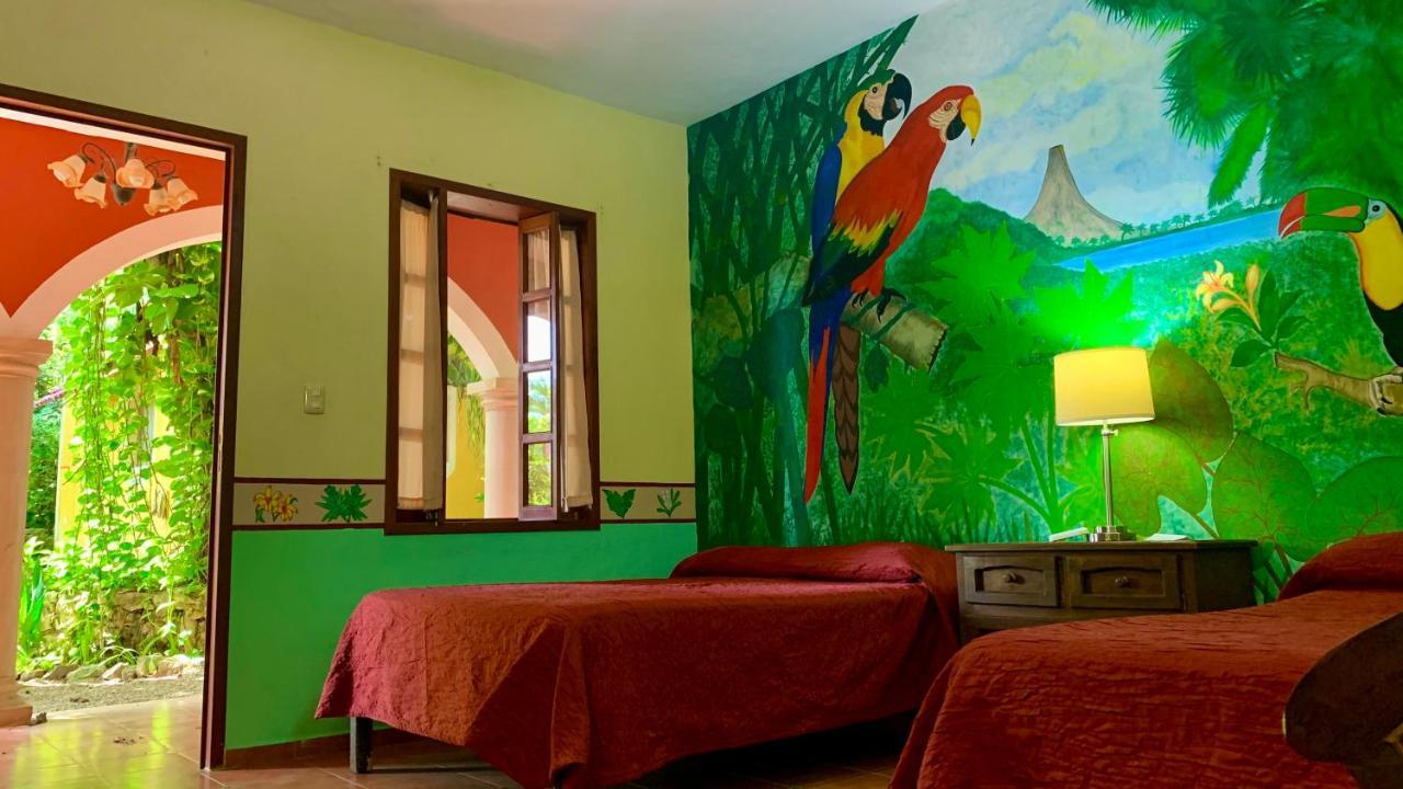 Gardenhotel Macan Che B&B Izamal Exterior photo
