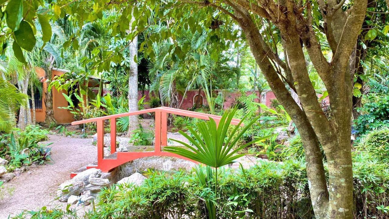 Gardenhotel Macan Che B&B Izamal Exterior photo