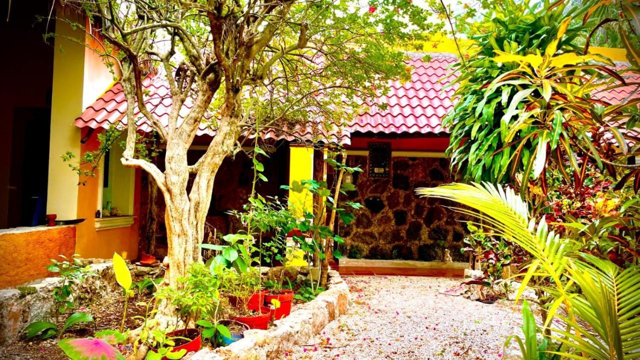 Gardenhotel Macan Che B&B Izamal Exterior photo